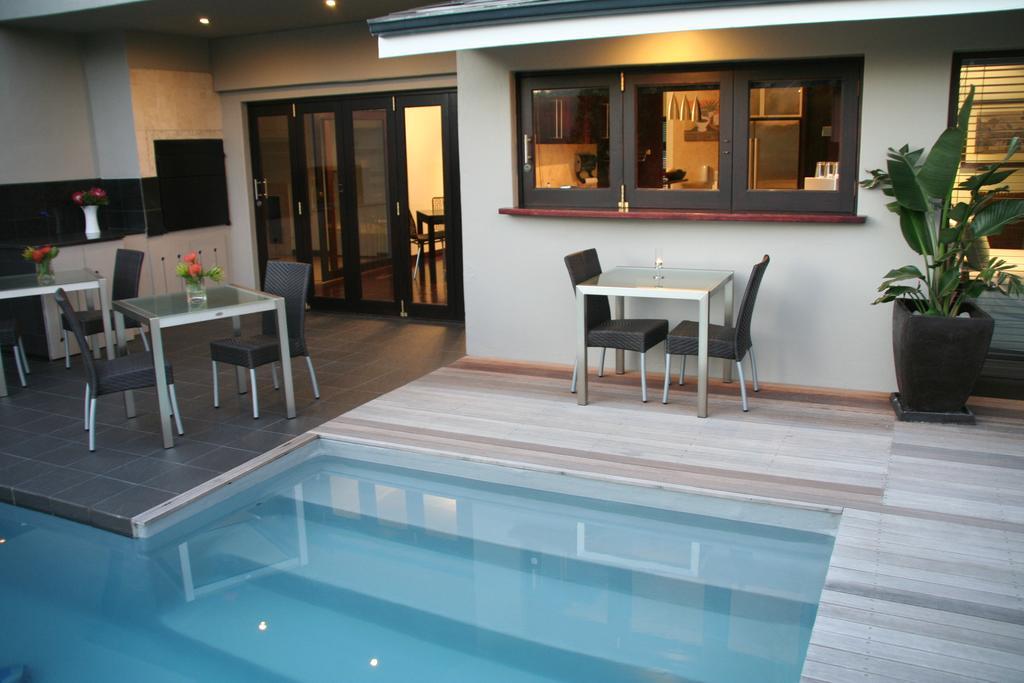 Keren's Vine Guesthouse Stellenbosch Extérieur photo
